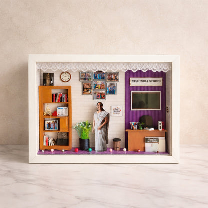Teacher's Theme | Miniature Frame