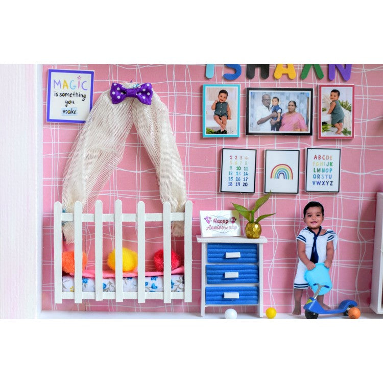 "KIDS ROOM" MINIATURE WALL