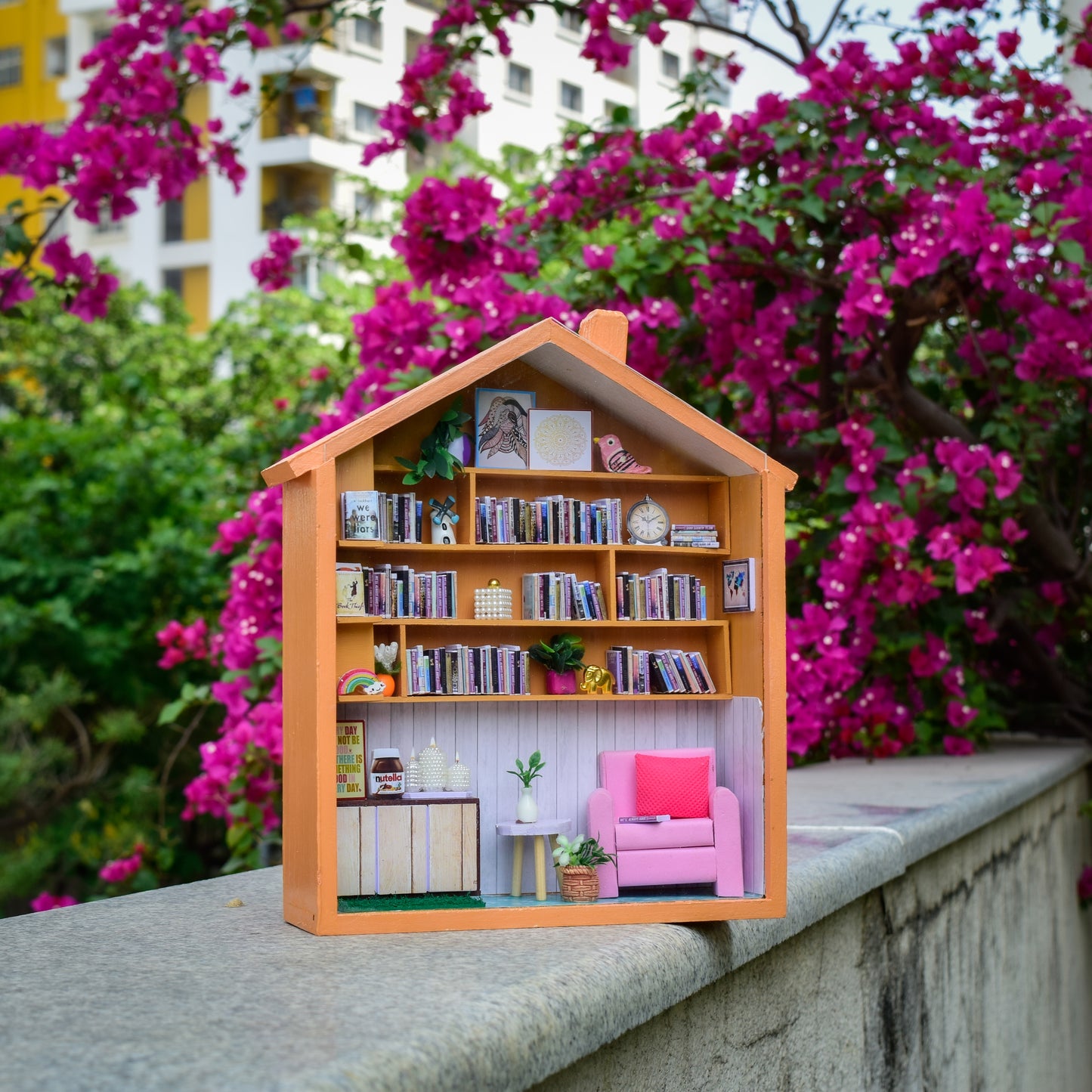MINI LIBRARY