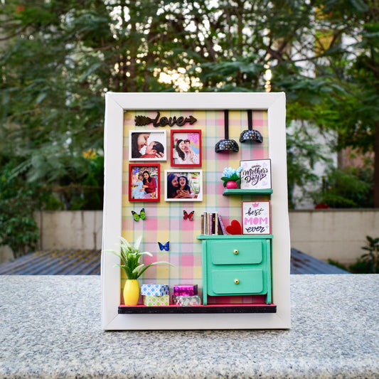 MOTHERS DAY  "THE CUTE CORNER"  MINIATURE FRAME