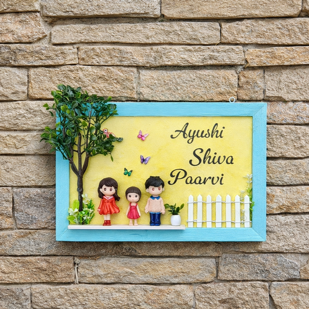 "OUR LITTLE FAMILY" HOUSE NAMEPLATES