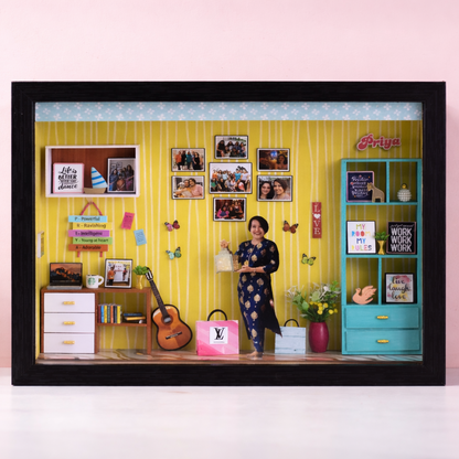 HER HAPPY CORNER Miniature frame