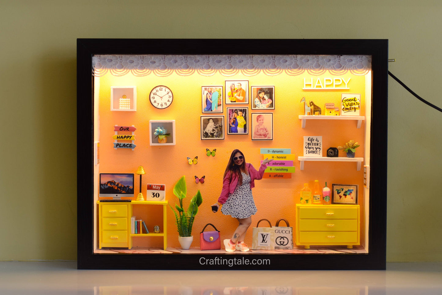 HER HAPPY CORNER Miniature frame